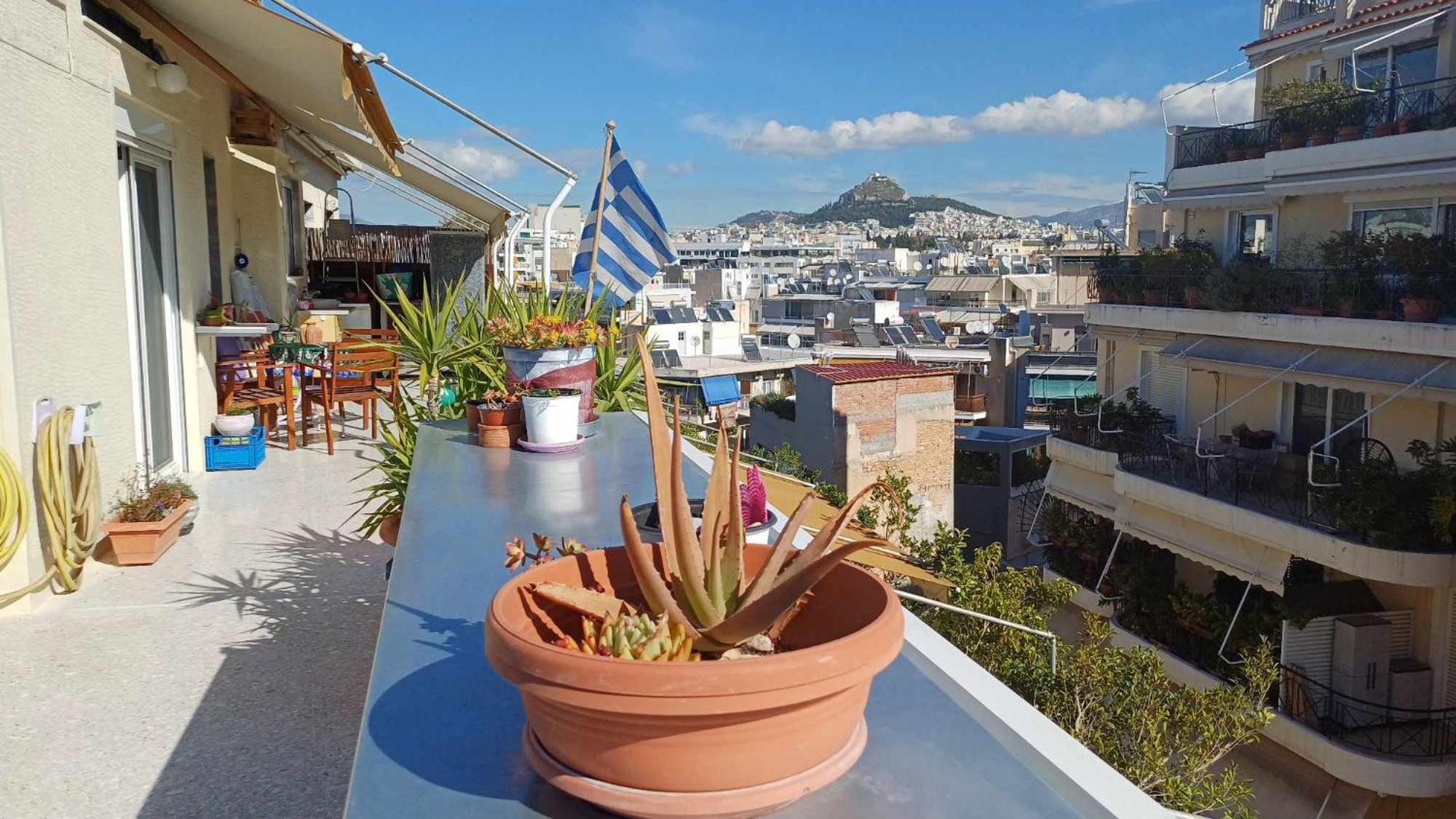 Cozy με υπέροχη θέα ! * Αθήνα